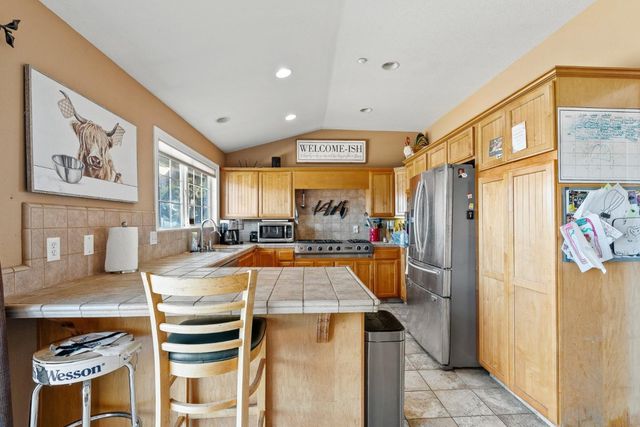 350 San Benancio Road, Salinas, CA 93908