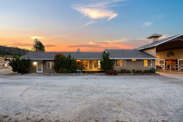 350 San Benancio Road, Salinas, CA 93908