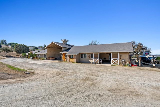 350 San Benancio Road, Salinas, CA 93908