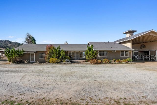 350 San Benancio Road, Salinas, CA 93908