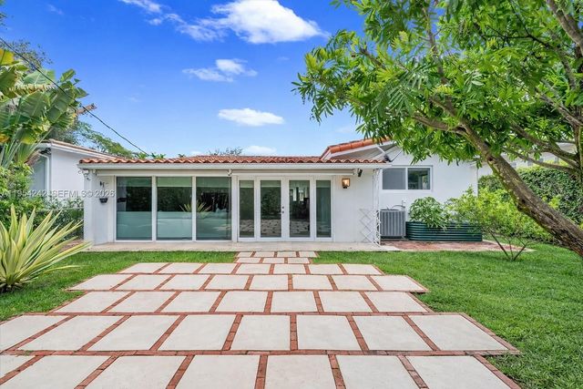 1200 El Rado St, Coral Gables, FL 33134