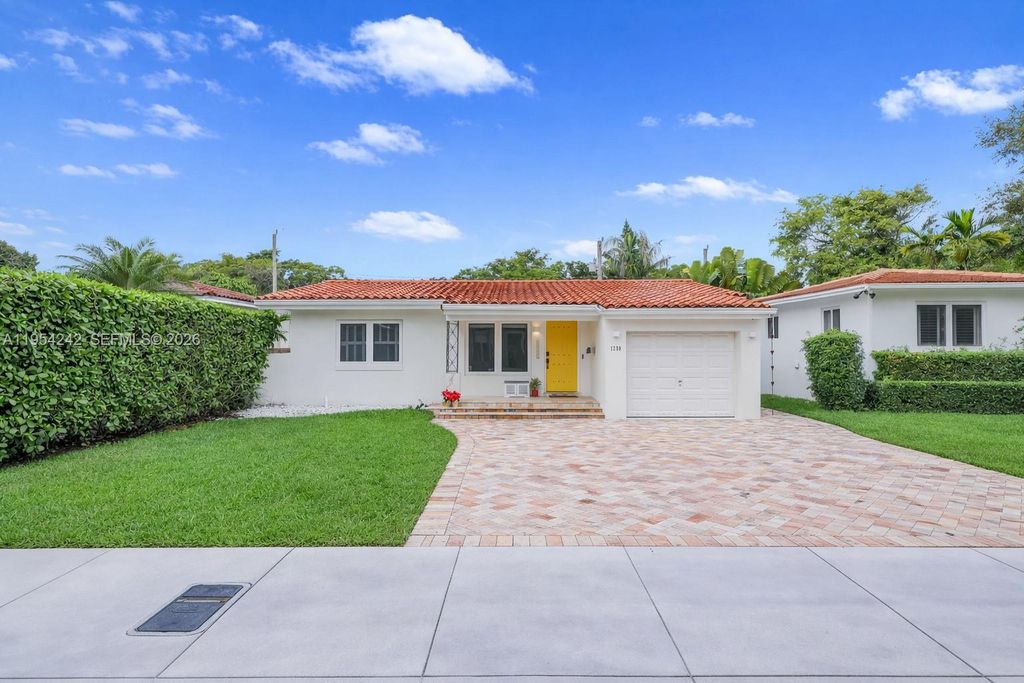 1200 El Rado St, Coral Gables, FL 33134