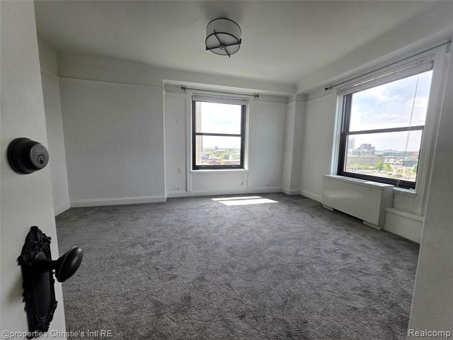 15 E Kirby Street 829, Detroit, MI 48202