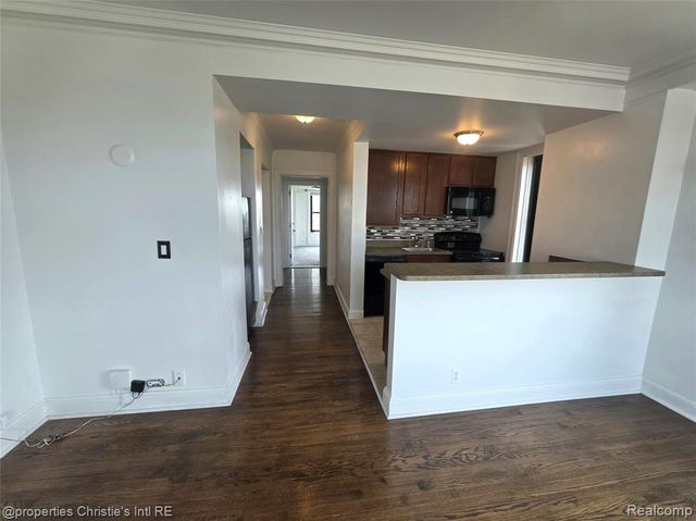 15 E Kirby Street 829, Detroit, MI 48202