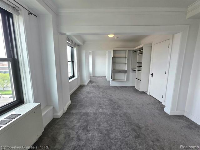15 E Kirby Street 829, Detroit, MI 48202