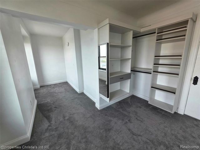 15 E Kirby Street 829, Detroit, MI 48202