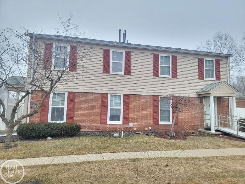 24151 Meadowbridge Drive, Clinton Twp, MI 48035