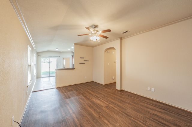 2121 Ingrid Lane, Fort Worth, TX 76131