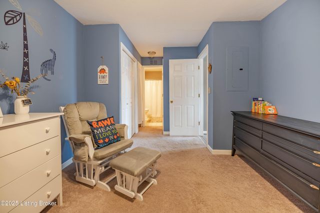 414 Rosewood Ct, Louisville, KY 40223