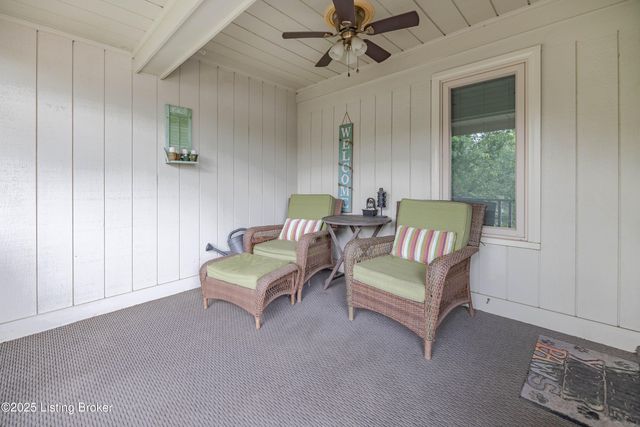 414 Rosewood Ct, Louisville, KY 40223