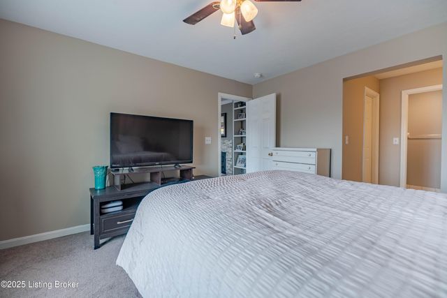 414 Rosewood Ct, Louisville, KY 40223