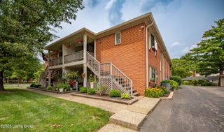 414 Rosewood Ct, Louisville, KY 40223