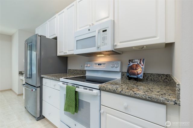 26824 115th Place SE, Kent, WA 98030