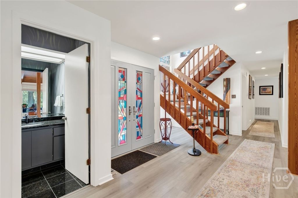 Image 12 of property listing at 10 Benedictine Retreat, Savannah, GA 31411