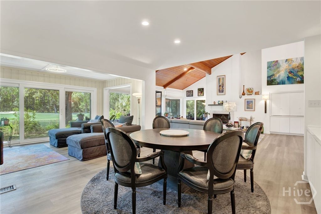 Image 13 of property listing at 10 Benedictine Retreat, Savannah, GA 31411