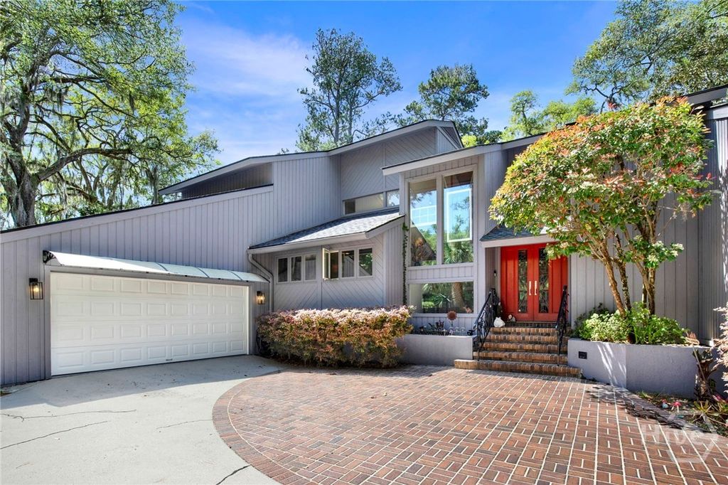 Image 2 of property listing at 10 Benedictine Retreat, Savannah, GA 31411