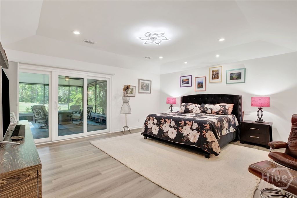 Image 22 of property listing at 10 Benedictine Retreat, Savannah, GA 31411