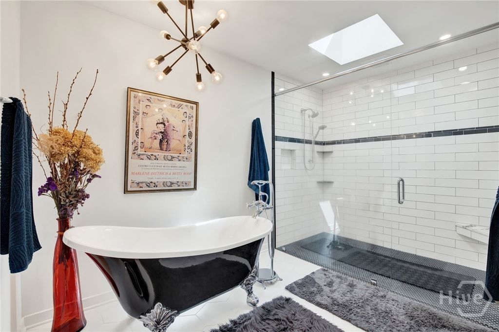 Image 24 of property listing at 10 Benedictine Retreat, Savannah, GA 31411