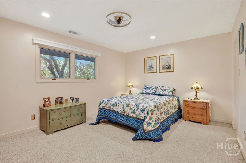 Image 30 of property listing at 10 Benedictine Retreat, Savannah, GA 31411