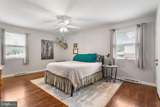 3759 CAYUGA LN, York, PA 17402