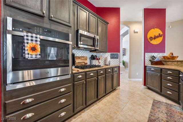 9990 Four Views Street, Las Vegas, NV 89143