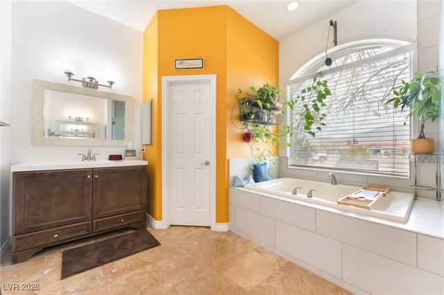 9990 Four Views Street, Las Vegas, NV 89143