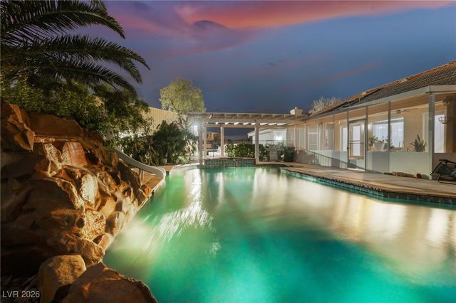 9990 Four Views Street, Las Vegas, NV 89143