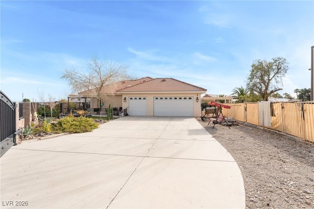 9990 Four Views Street, Las Vegas, NV 89143