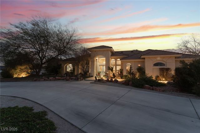 9990 Four Views Street, Las Vegas, NV 89143