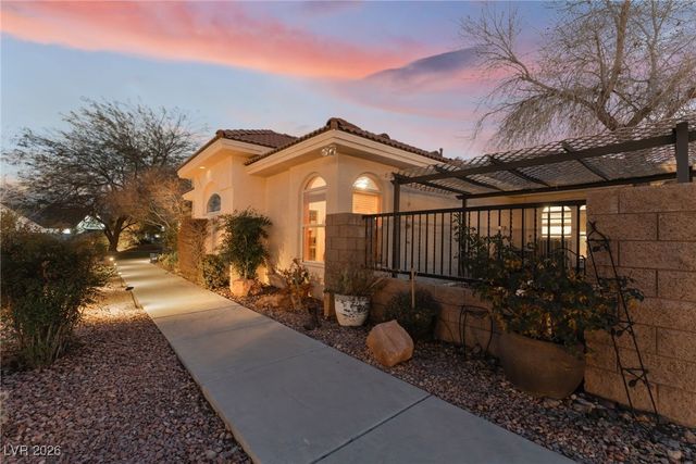 9990 Four Views Street, Las Vegas, NV 89143