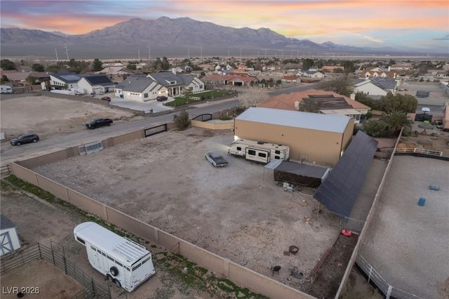 9990 Four Views Street, Las Vegas, NV 89143