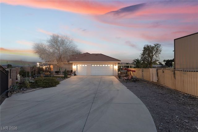 9990 Four Views Street, Las Vegas, NV 89143