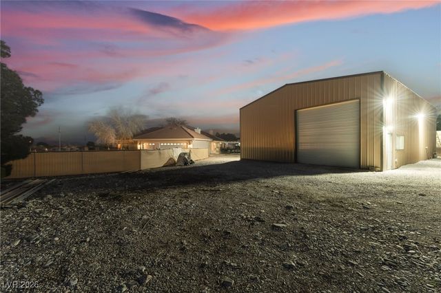 9990 Four Views Street, Las Vegas, NV 89143