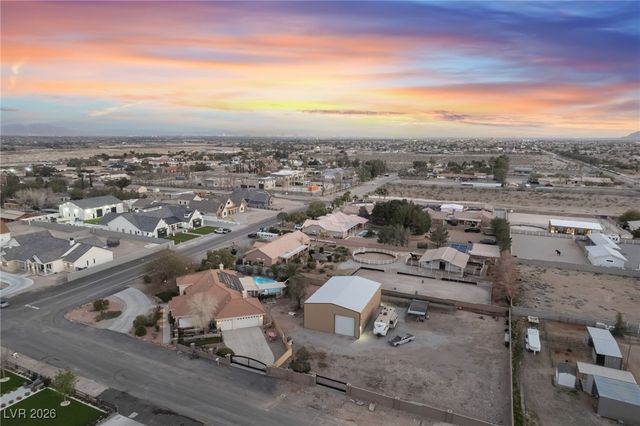 9990 Four Views Street, Las Vegas, NV 89143