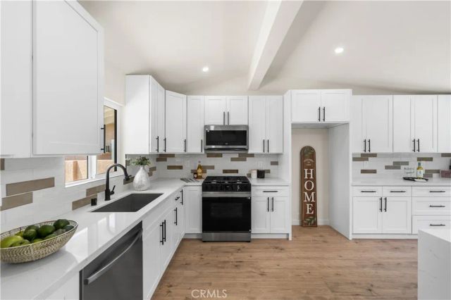 11327 Blythe Street, Sun Valley, CA 91352