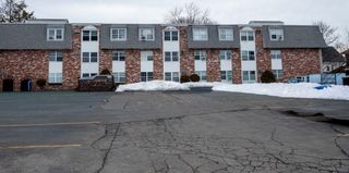 137 Pine St 11, Lowell, MA 01851