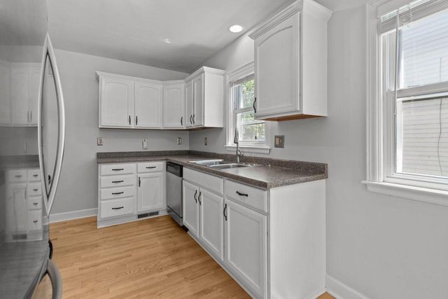 818 MAPLE STREET, Neenah, WI 54956