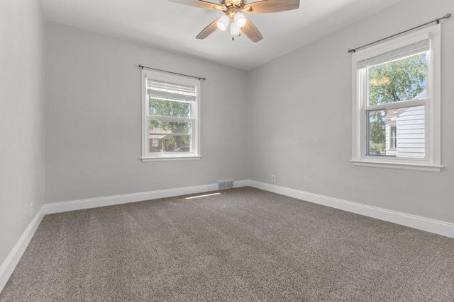 818 MAPLE STREET, Neenah, WI 54956