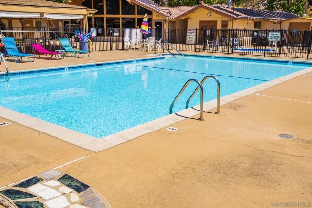 15420 Olde Highway 80 SPC 44, El Cajon, CA 92021