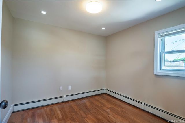 459 Roquette Avenue, Floral Park, NY 11001