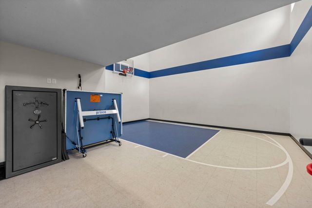 3022 132nd Avenue NE, Blaine, MN 55449