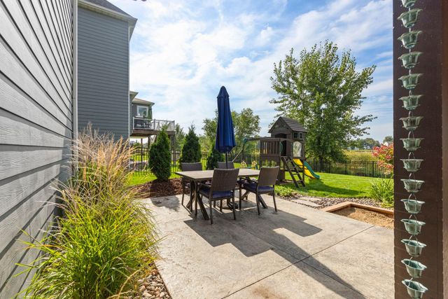 3022 132nd Avenue NE, Blaine, MN 55449