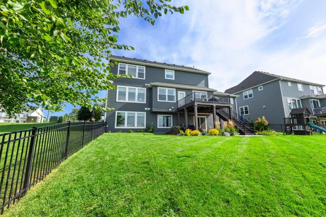 3022 132nd Avenue NE, Blaine, MN 55449