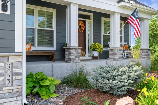 3022 132nd Avenue NE, Blaine, MN 55449