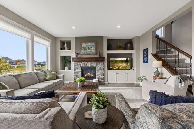 3022 132nd Avenue NE, Blaine, MN 55449