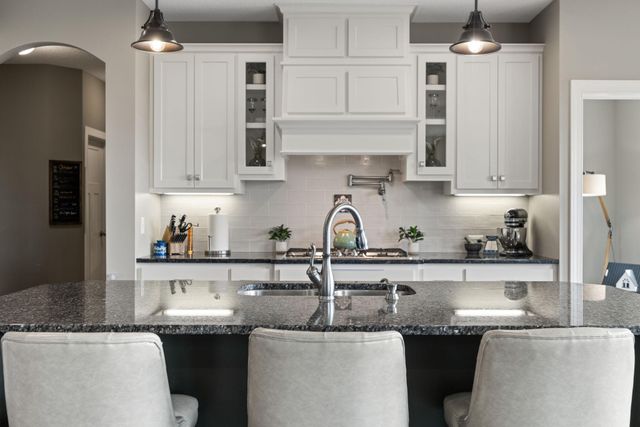 3022 132nd Avenue NE, Blaine, MN 55449