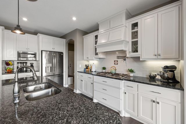 3022 132nd Avenue NE, Blaine, MN 55449