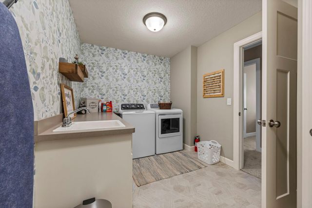 3022 132nd Avenue NE, Blaine, MN 55449