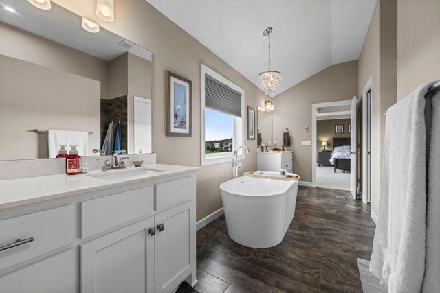 3022 132nd Avenue NE, Blaine, MN 55449