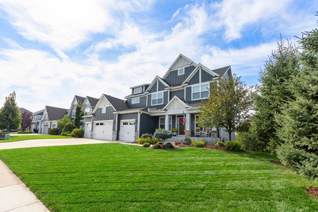 3022 132nd Avenue NE, Blaine, MN 55449